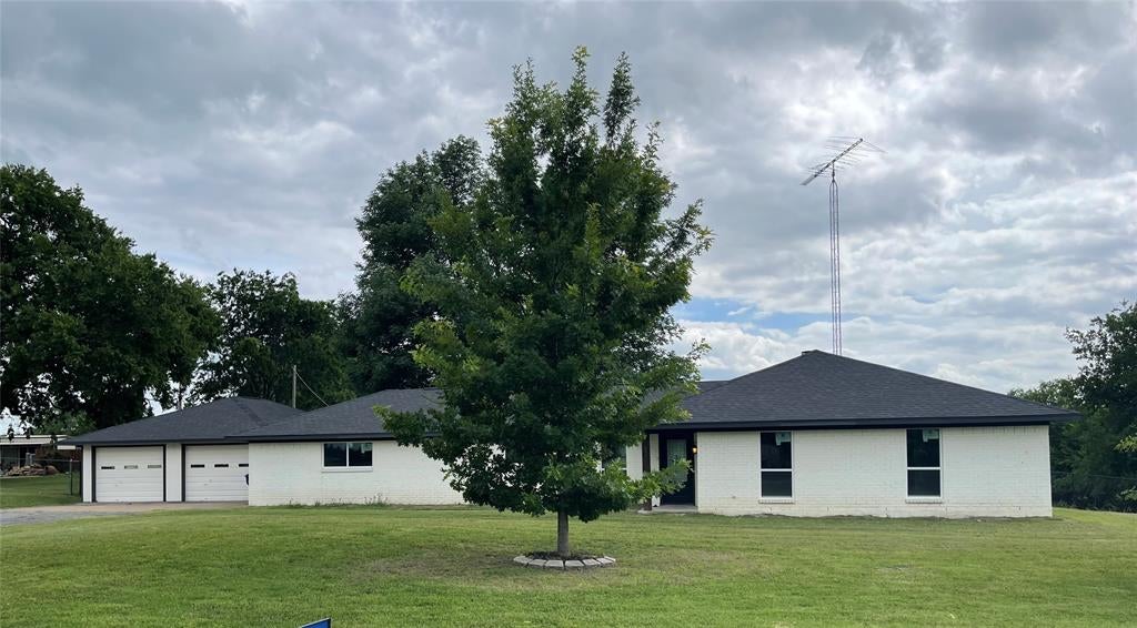 52 Quail Run Rd, Sherman, TX 75090 photo
