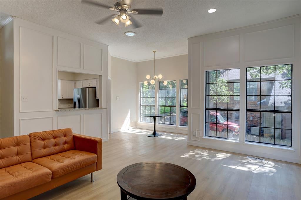 4404 Rain Forest Dr, Arlington, TX 76017 photo