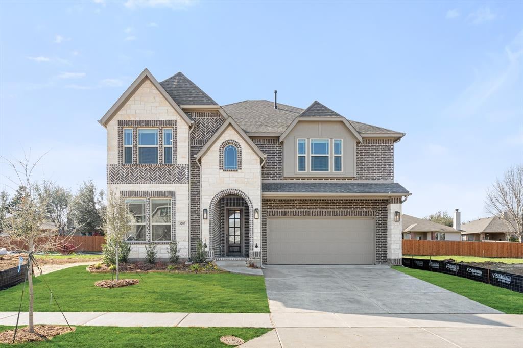 3205 Emerald Trace Dr, Denton, TX 76226