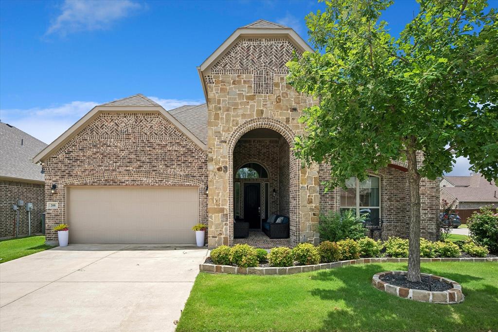 208 Equestrian Rd, Hickory Creek, TX 75065