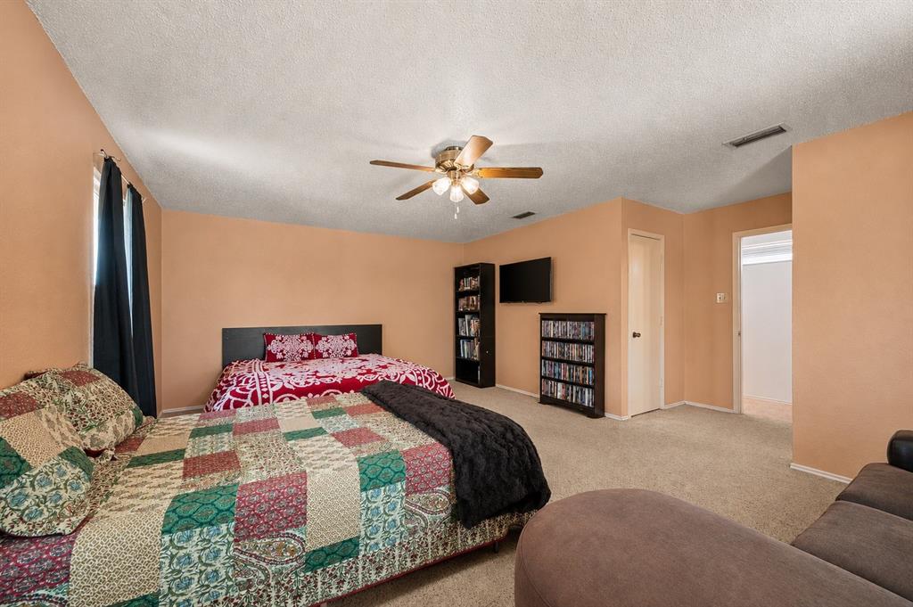 4601 Mandalay Dr, Arlington, TX 76016 photo