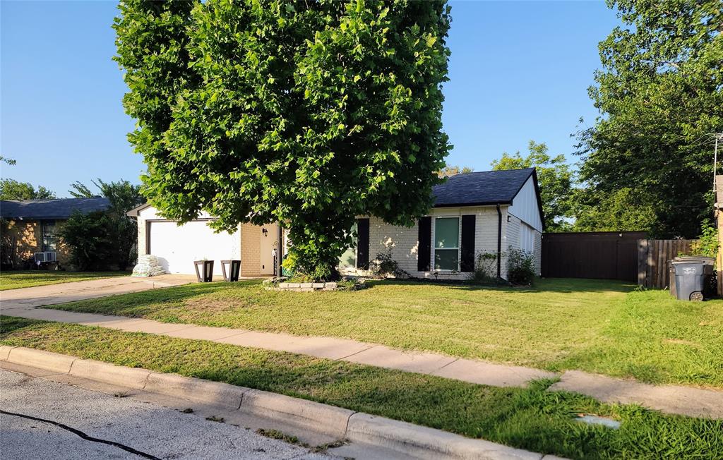 5828 Sidewinder Trl, Fort Worth, TX 76131 photo