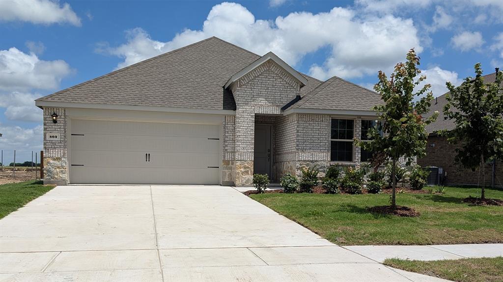 503 Carthage St, Caddo Mills, TX 75135