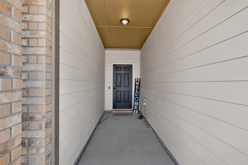 300 Concho River Dr, Glenn Heights, TX 75154 photo