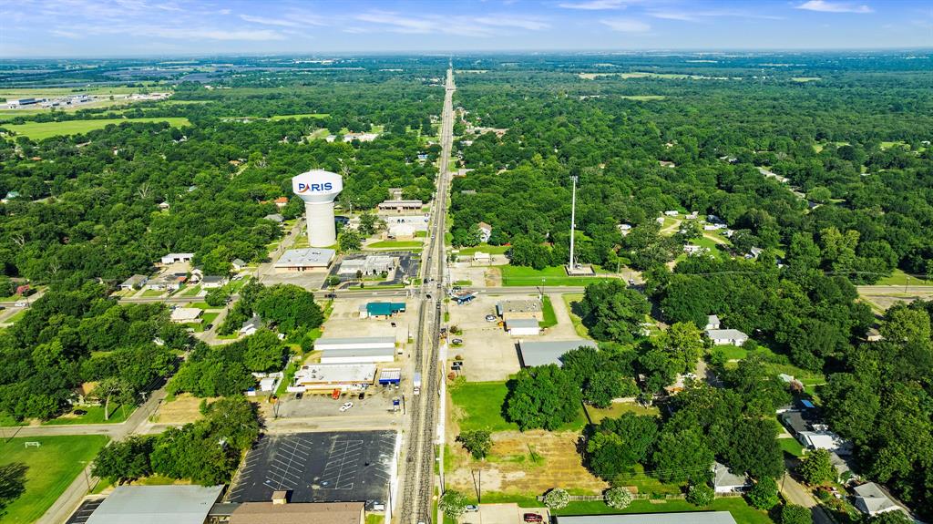 1828 Bonham St, Paris, TX 75460