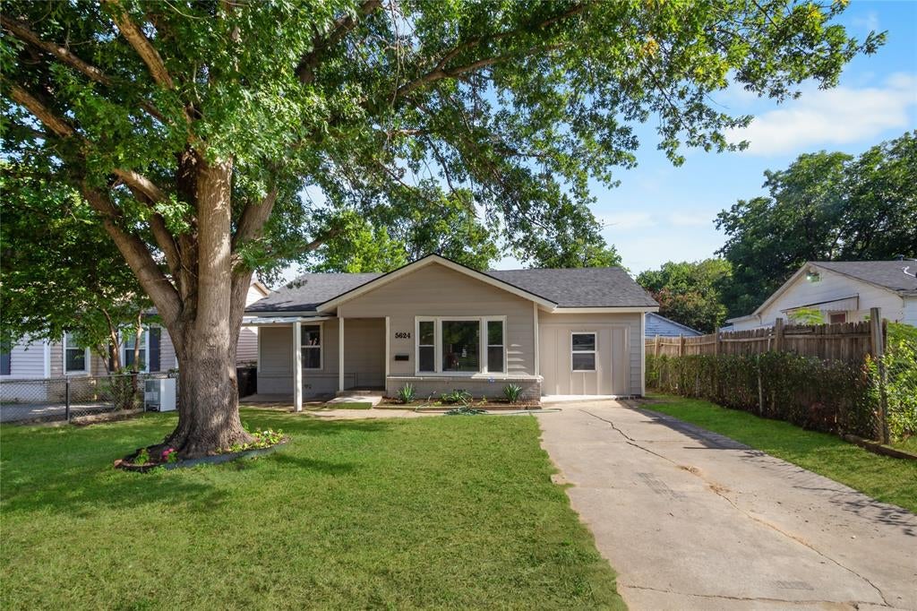 5624 Hampshire Blvd, Fort Worth, TX 76112