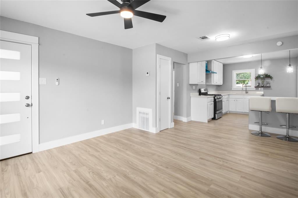 5624 S Hampshire Blvd, Fort Worth, TX 76112 photo