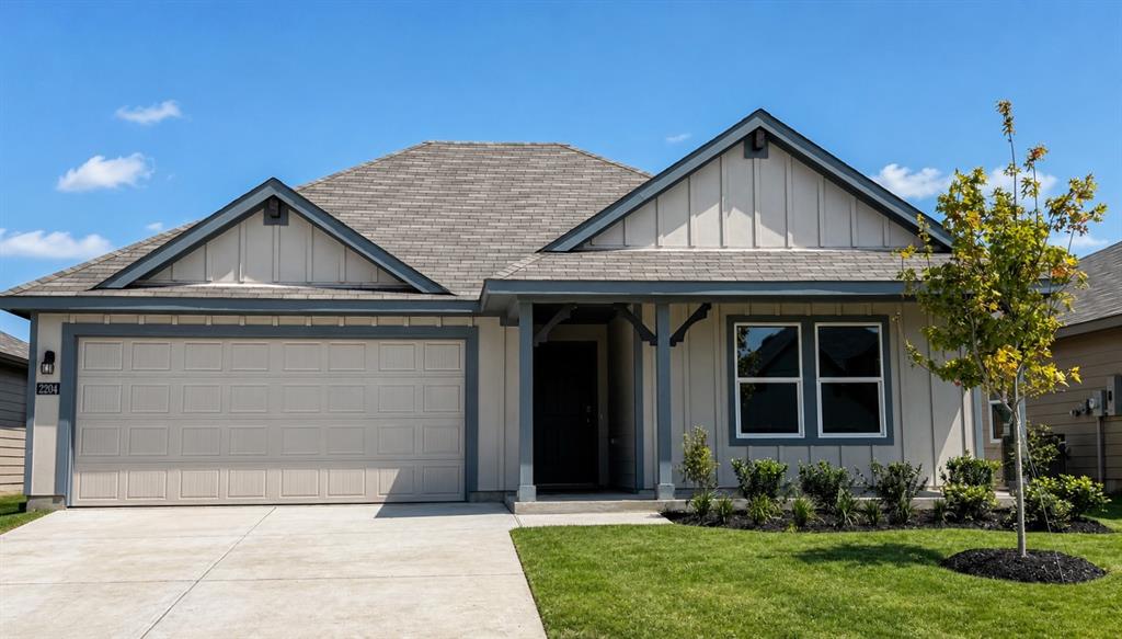 2204 Johnny Cash Dr, Fort Worth, TX 76036