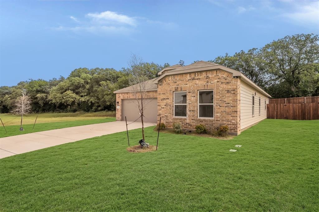 115 Kylie St, Cleburne, TX 76031 photo