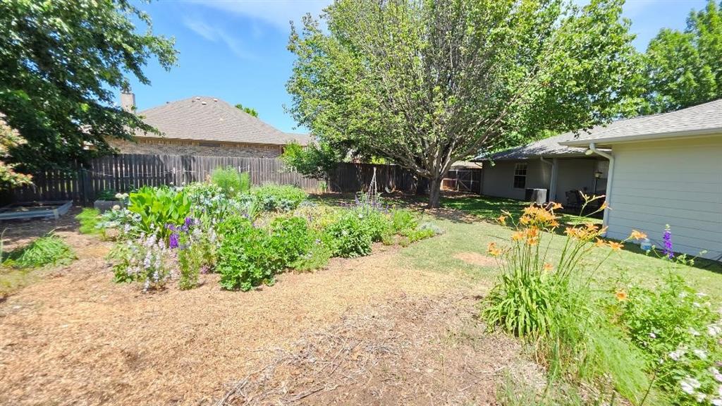 5324 Mission Cir, Granbury, TX 76049 photo