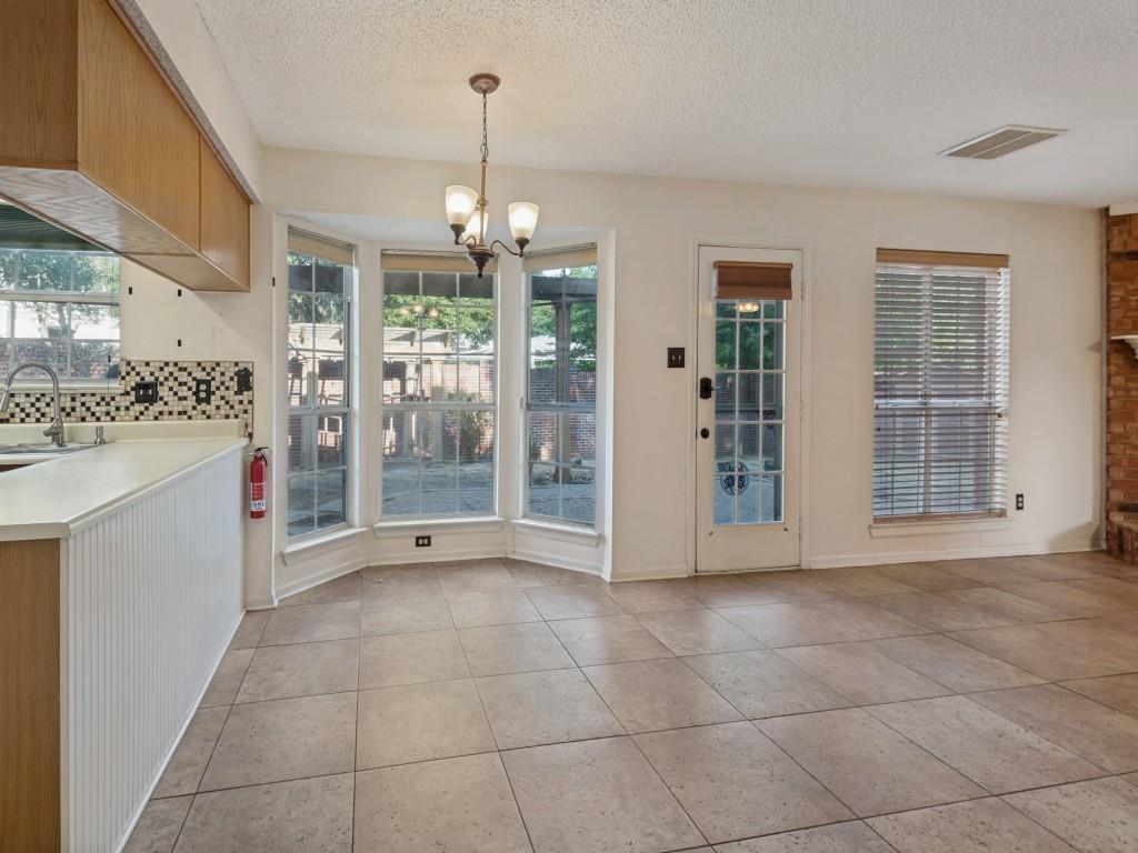 606 Berkley Dr, Grapevine, TX 76051 photo