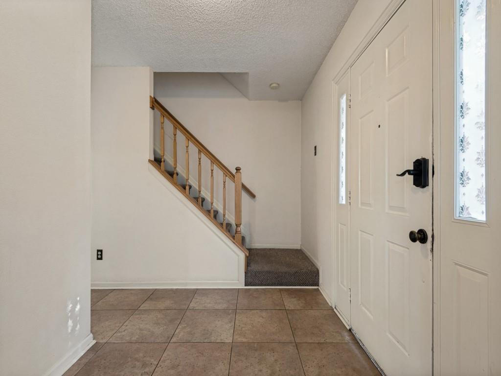 606 Berkley Dr, Grapevine, TX 76051 photo