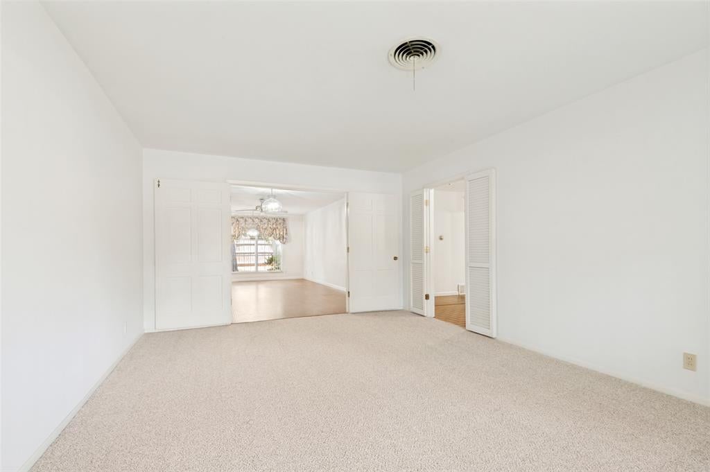 608 W Cheryl Ave, Hurst, TX 76053 photo