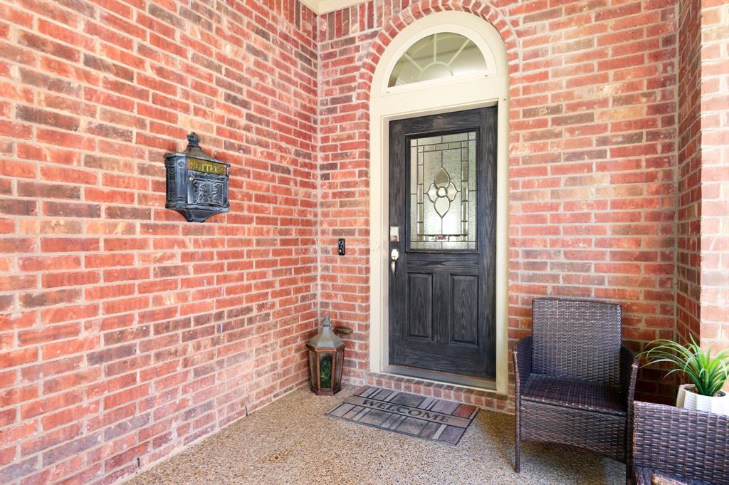 220 Sir Brine Dr, Lewisville, TX 75056 photo