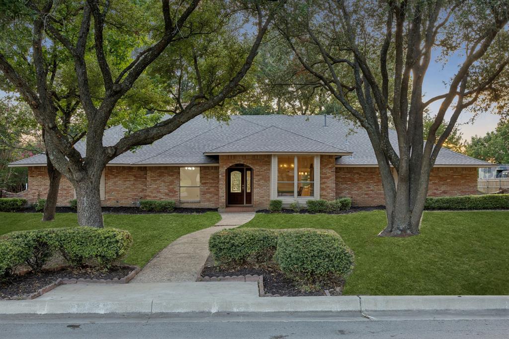 1011 Villa Siete, Mesquite, TX 75181
