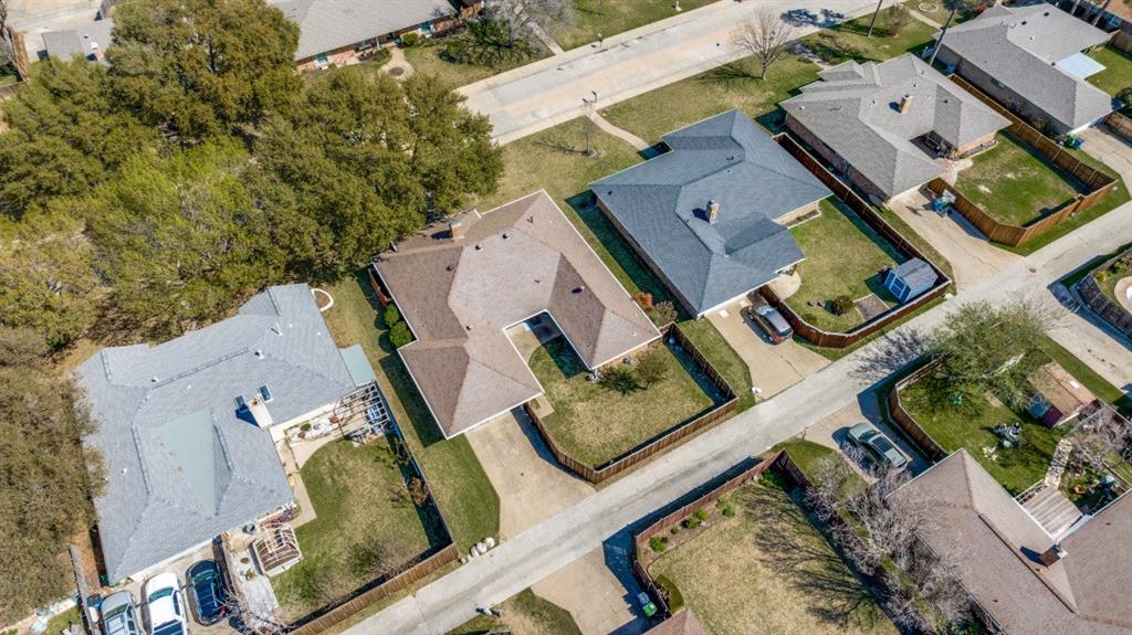 1538 Glenhill Ln, Lewisville, TX 75077 photo