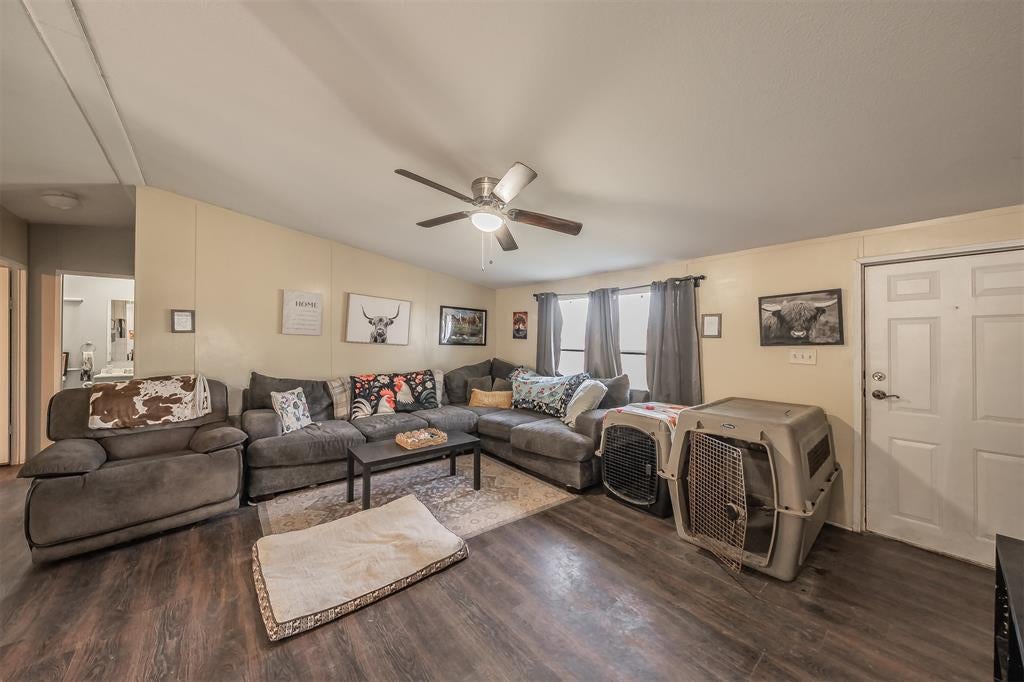 215 Hillside Dr, Wylie, TX 75098 photo