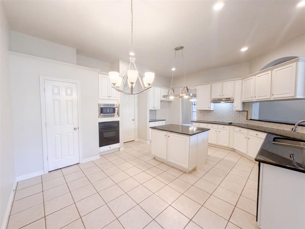 6 Cimarron Ct, Trophy Club, TX 76262 photo