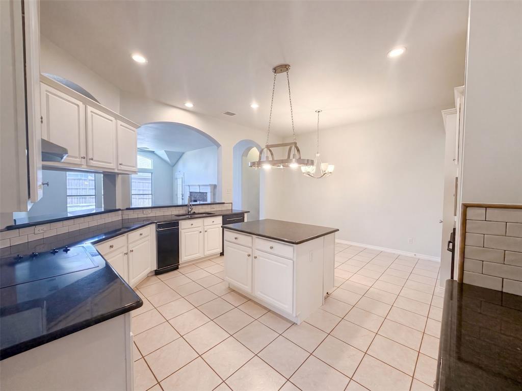 6 Cimarron Ct, Trophy Club, TX 76262 photo