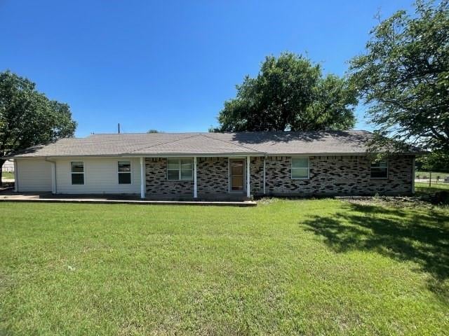 3010 Clearview Dr, Midlothian, TX 76065