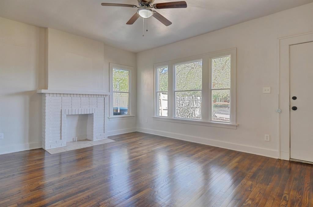 2844 Travis Ave, Fort Worth, TX 76110 photo
