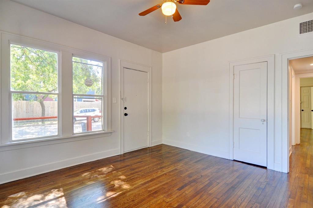 2844 Travis Ave, Fort Worth, TX 76110 photo