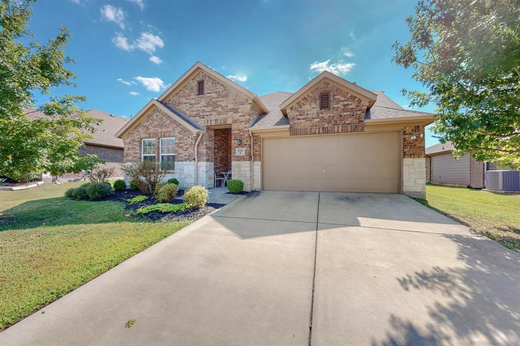 521 Hunt Farms Rd, Fate, TX 75189