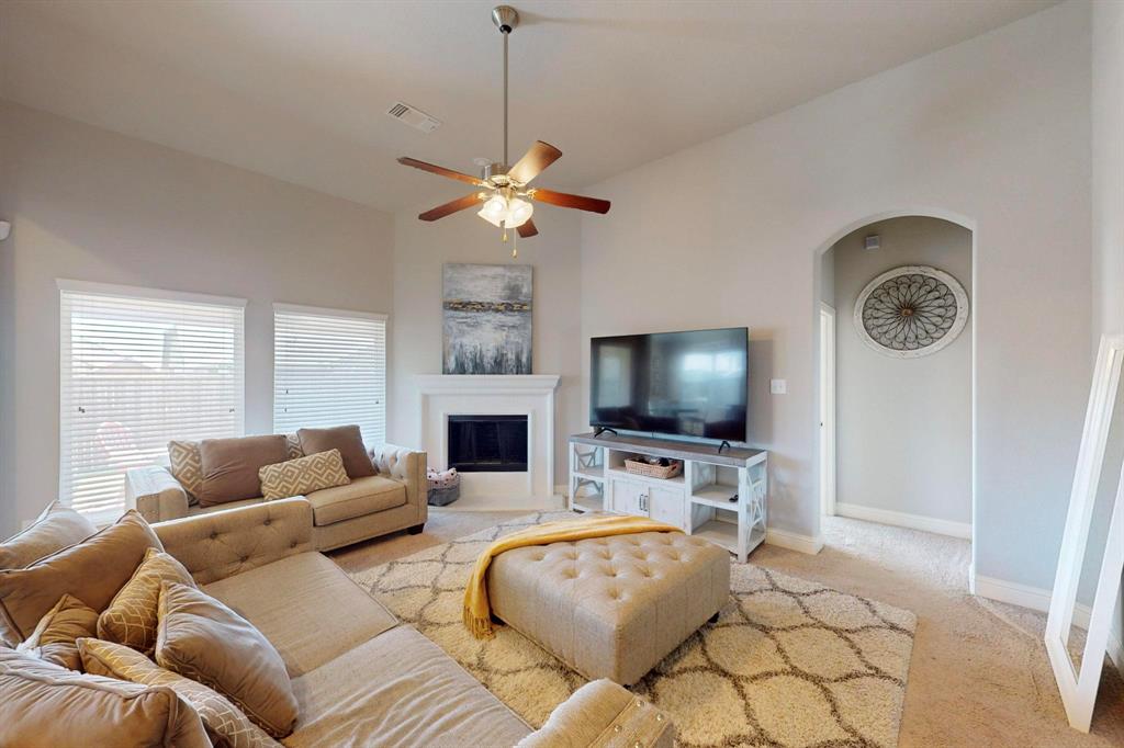 521 Hunt Farms Rd, Fate, TX 75189 photo