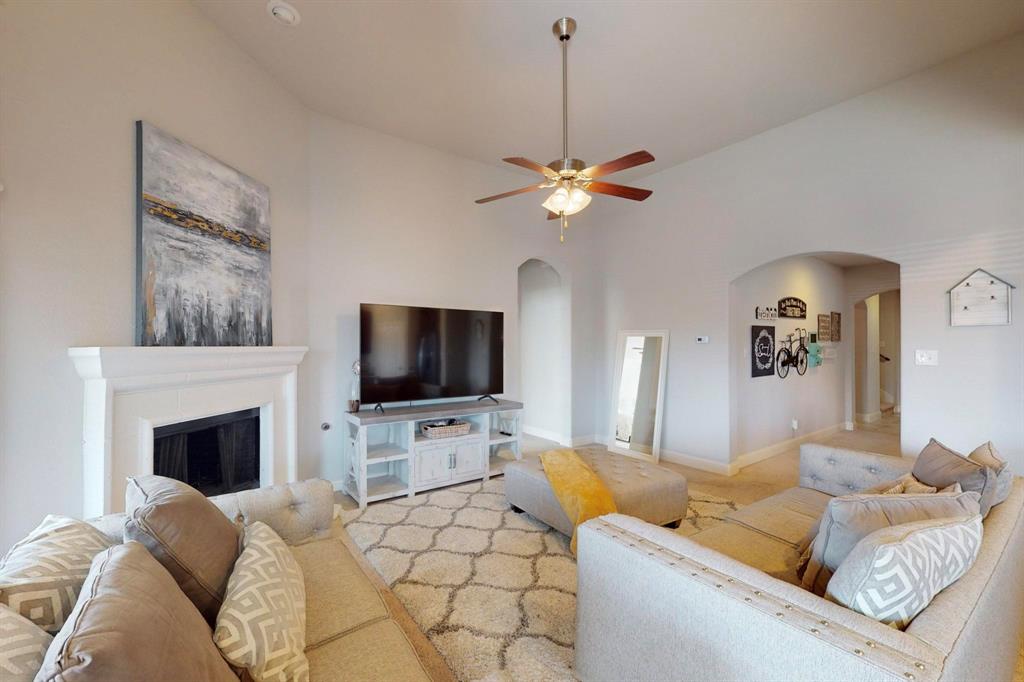 521 Hunt Farms Rd, Fate, TX 75189 photo