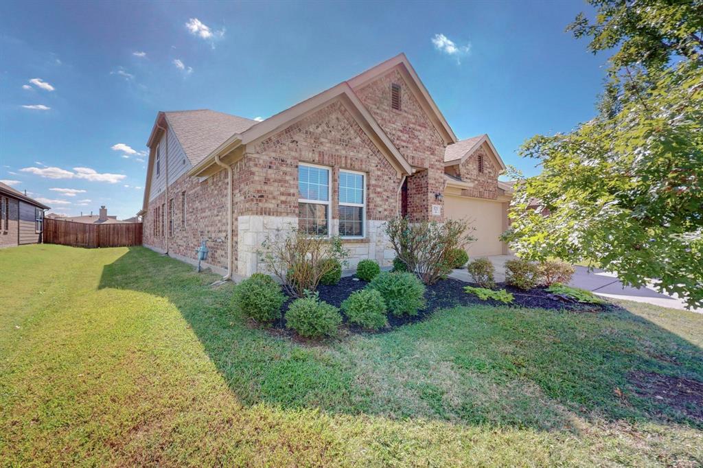 521 Hunt Farms Rd, Fate, TX 75189 photo