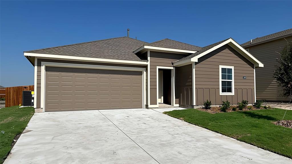 1208 Breezy Oak Dr, Josephine, TX 75173