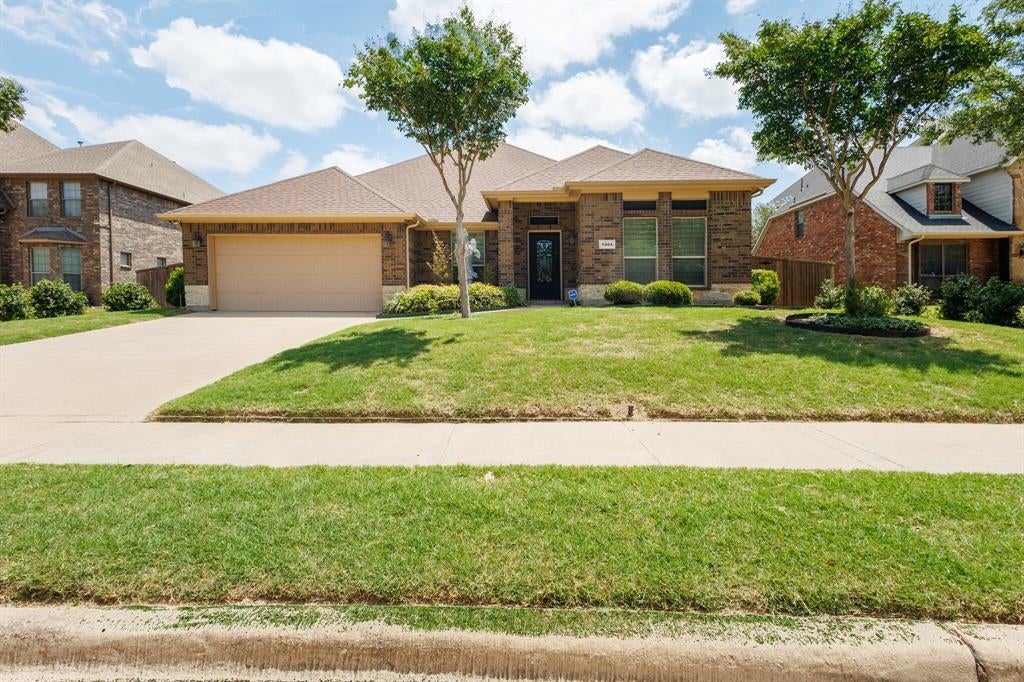 1004 Keats Dr, Desoto, TX 75115