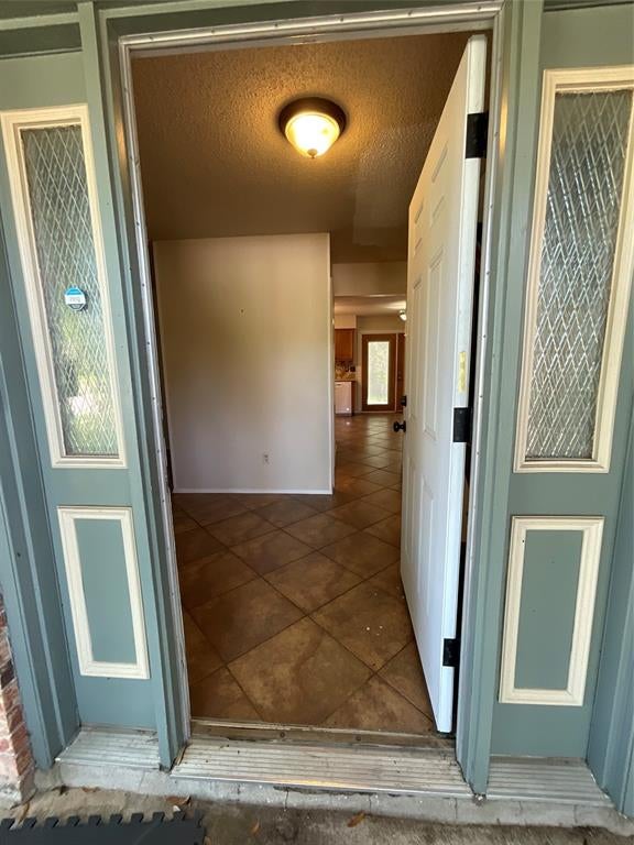 2332 Abbington Ln, Grand Prairie, TX 75052 photo