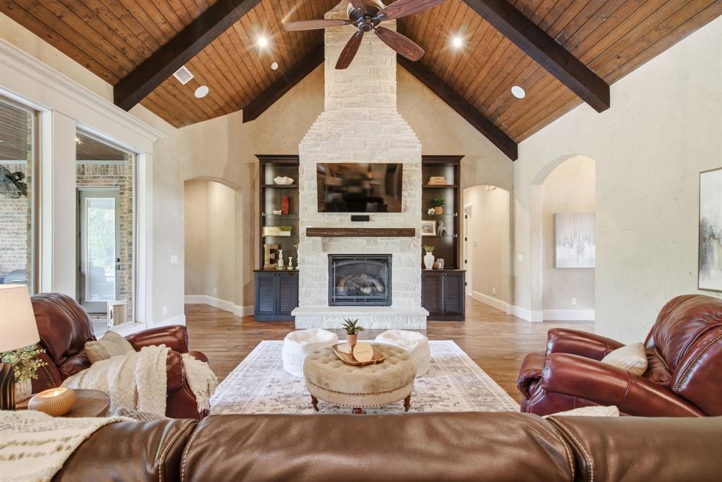 117 Signature Ct, Weatherford, TX 76087 photo