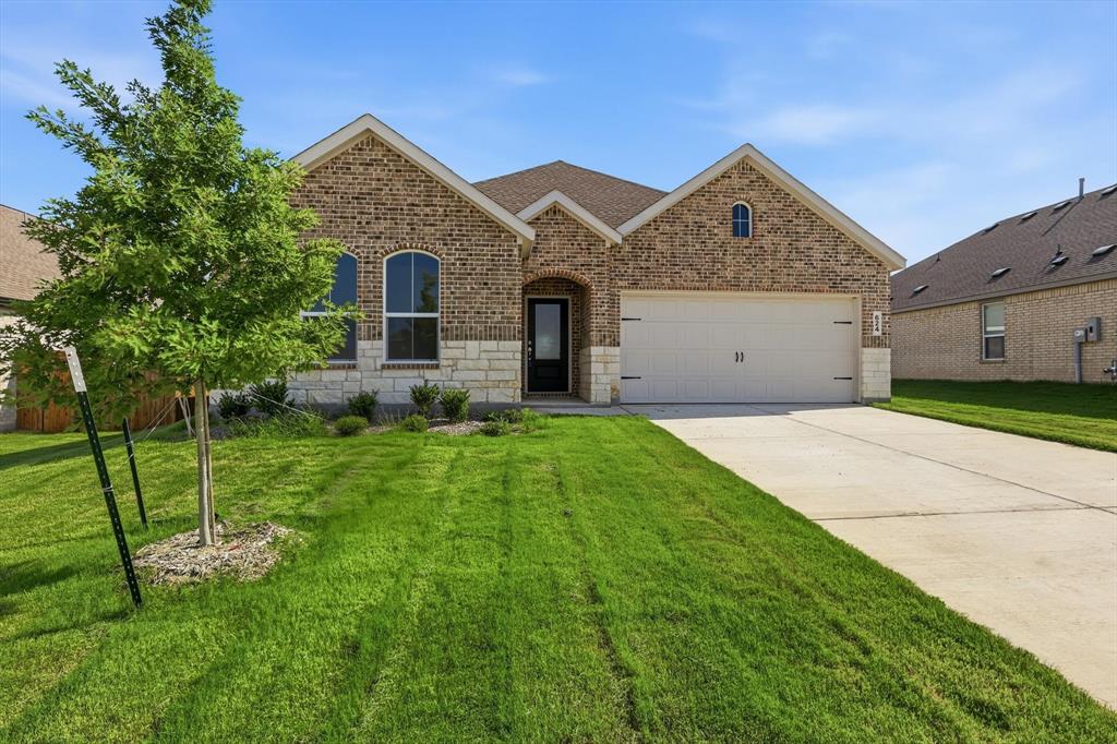624 Mare Dr, Aubrey, TX 76227 photo