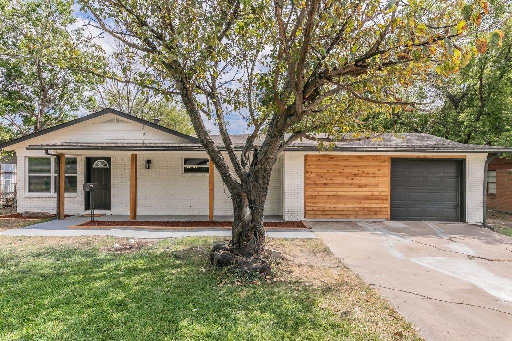 5012 Roxie St, Haltom City, TX 76117 photo