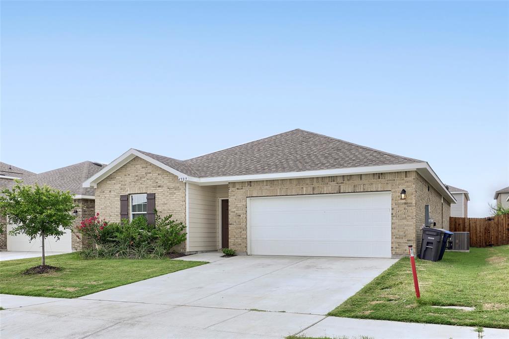 4909 Mccoy Dr, Fort Worth, TX 76179 photo