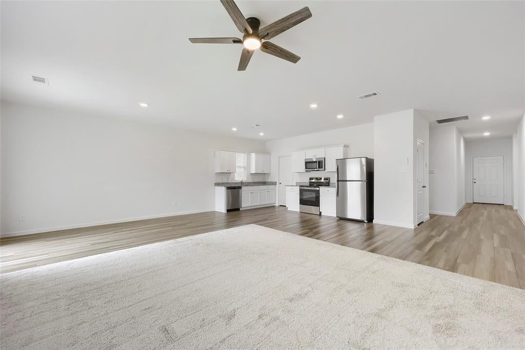 4909 Mccoy Dr, Fort Worth, TX 76179 photo