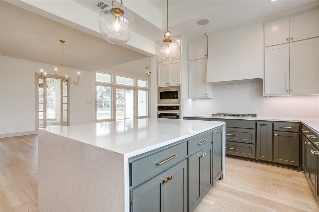 137 Aiden Dr, Waxahachie, TX 75165 photo