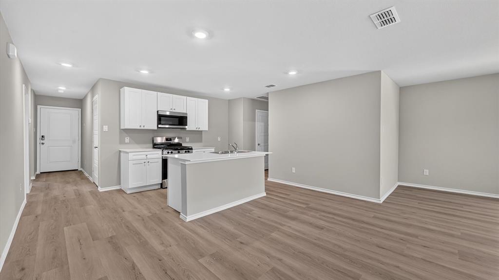 118 Mach Way, Mineral Wells, TX 76067 photo