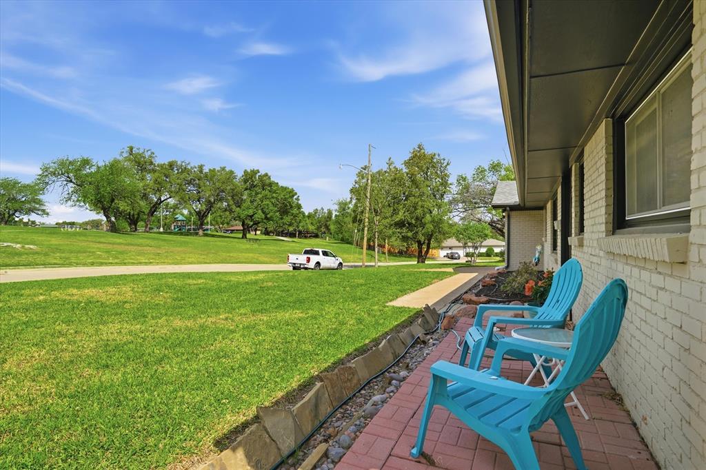 5509 Wharton Dr, Fort Worth, TX 76133 photo