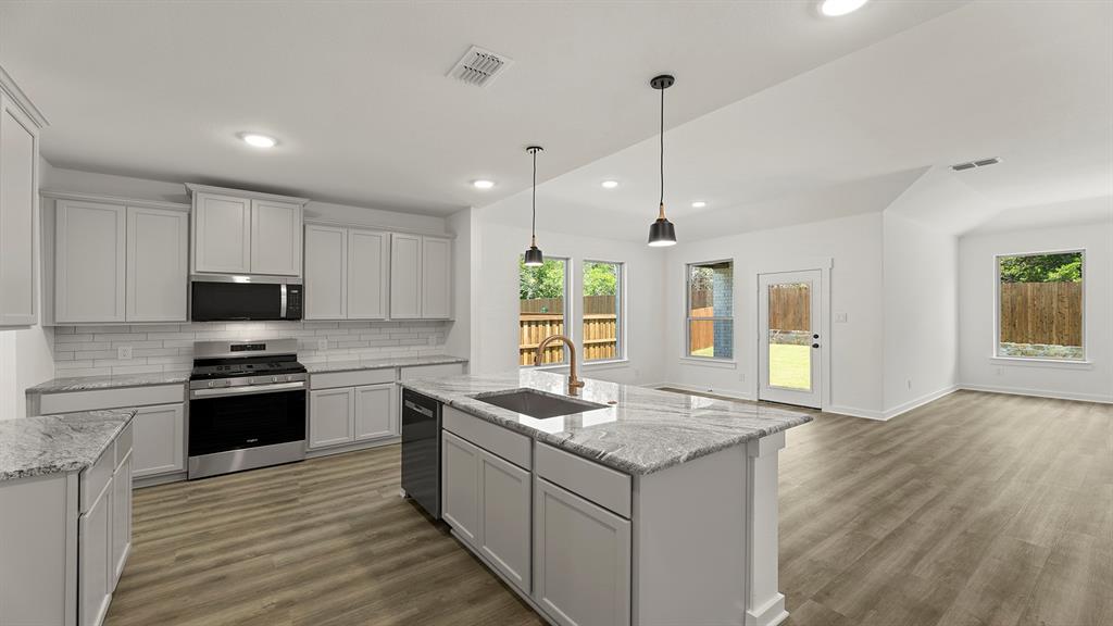 9320 Derry Ln, Little Elm, TX 76227 photo