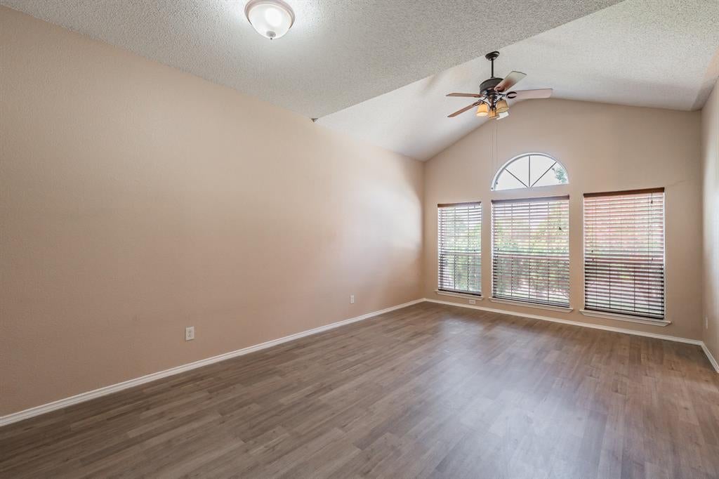 10212 Brea Canyon Rd, Fort Worth, TX 76108 photo