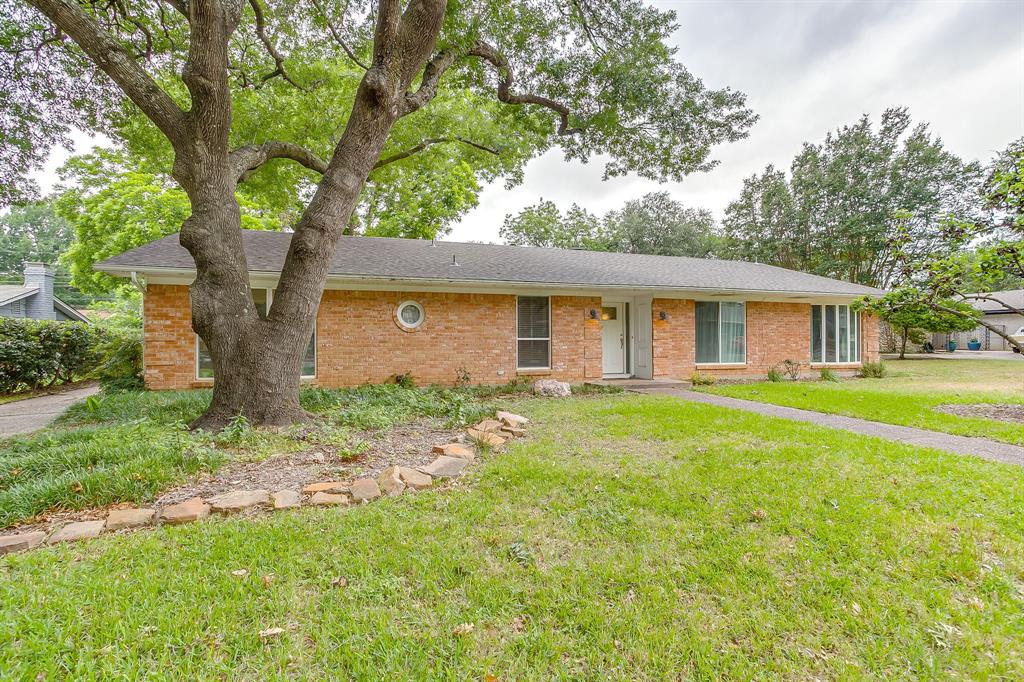 4000 Sundown Dr, Benbrook, TX 76116 photo