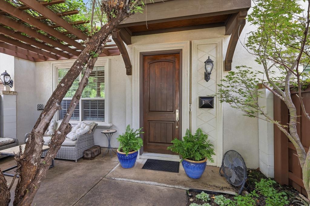 605 Montgomery St, Fort Worth, TX 76107 photo