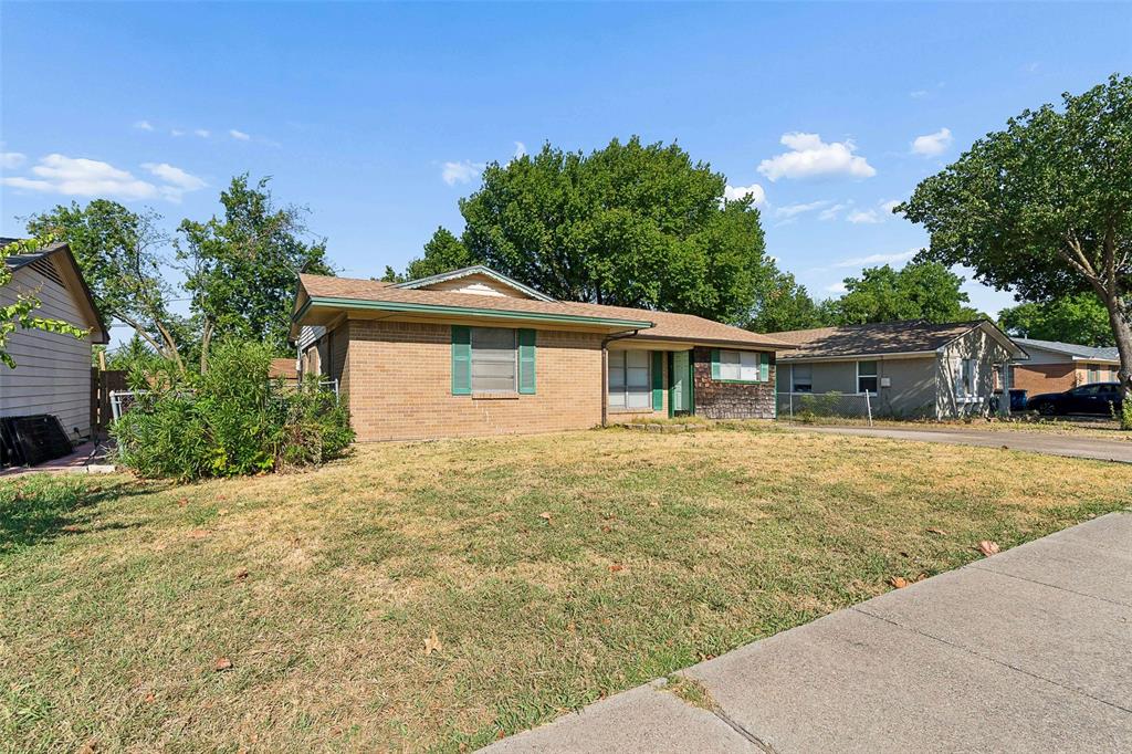 902 Mardi Gras Ln, Wylie, TX 75098