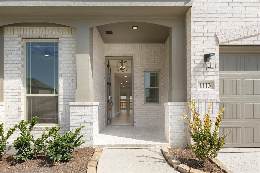 1113 Hackberry Ln, Crowley, TX 76036 photo