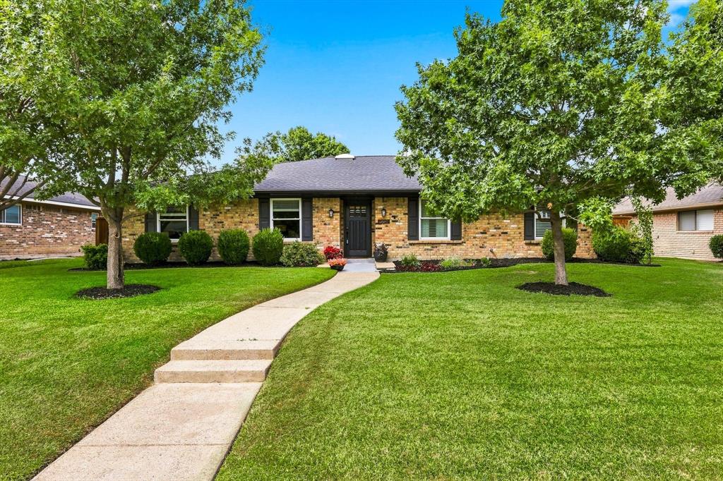 308 Canyon Valley Dr, Richardson, TX 75080