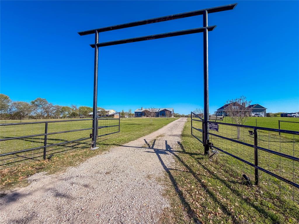 240 Cox Rd, Waxahachie, TX 75167 photo