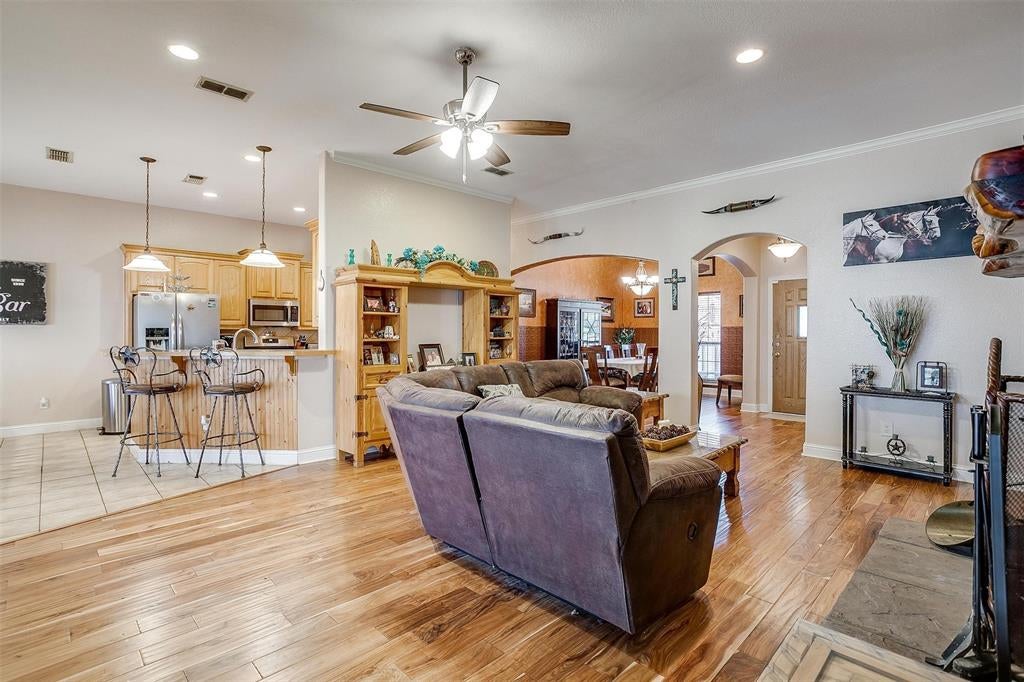 6409 Feather Wind Way, Fort Worth, TX 76135 photo